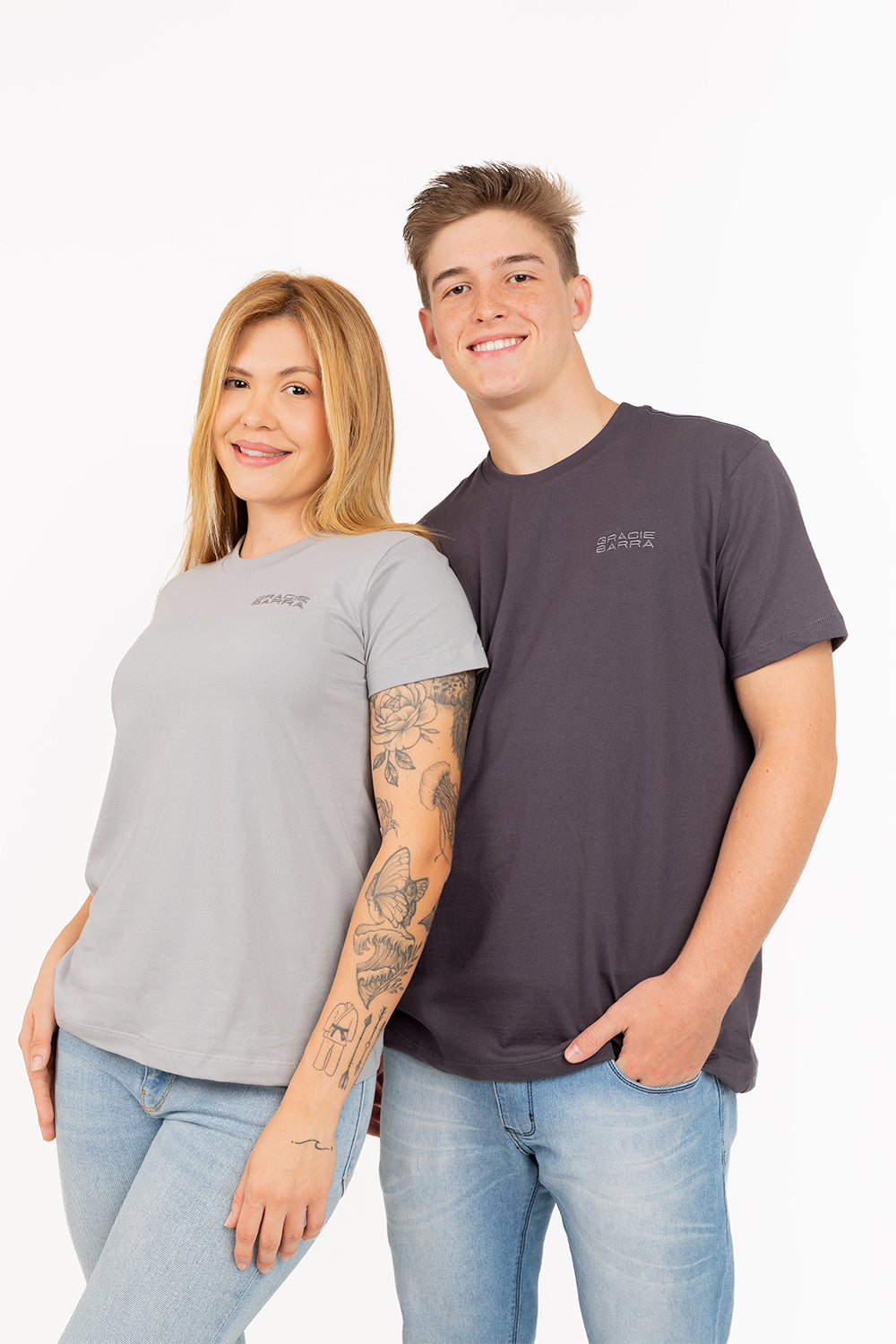 Camiseta Emblem - Cinza Escuro