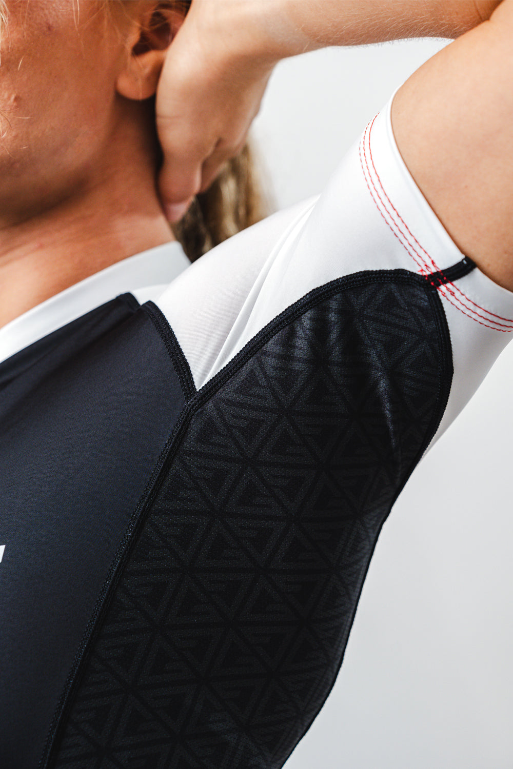 Rashguard Ranqueada GB Essentials Feminina - Branca
