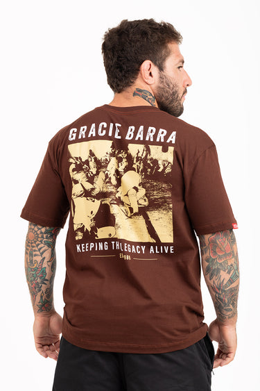 Camiseta Boxy Rio Roots Masculina - Marrom